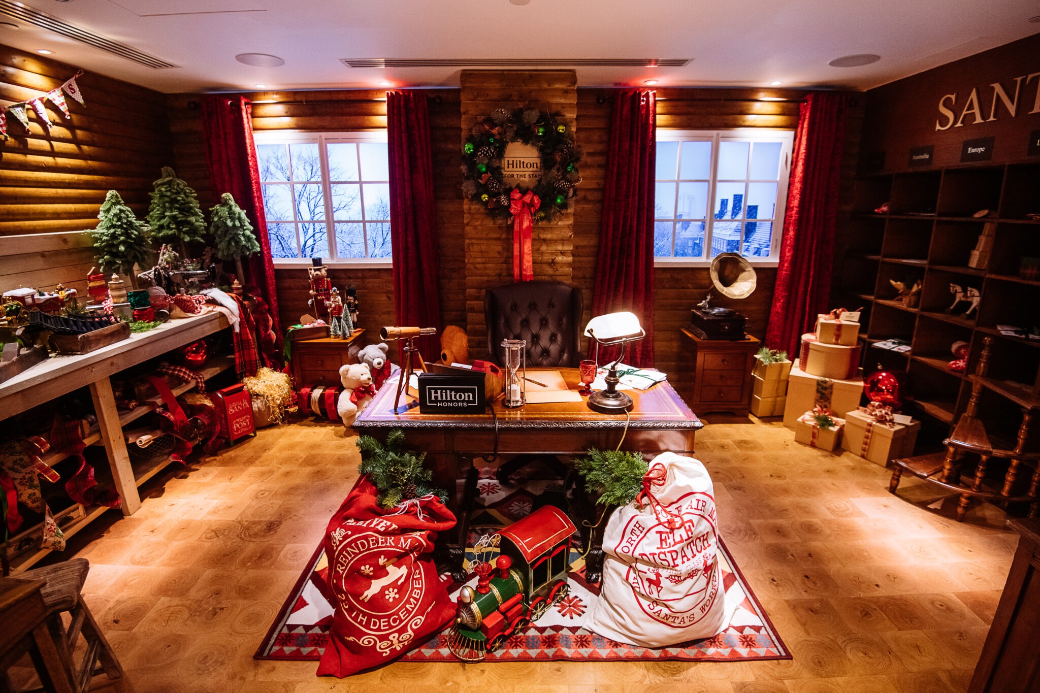 Hilton London Metropole: Santa's Grotto Immersive Festive Activation — Kudos AV event production, photo 1