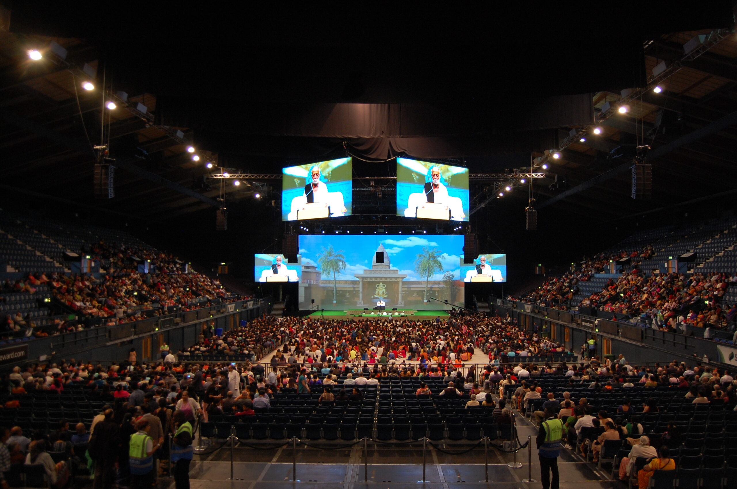 Morari Bapu UK event — AV production by Kudos AV