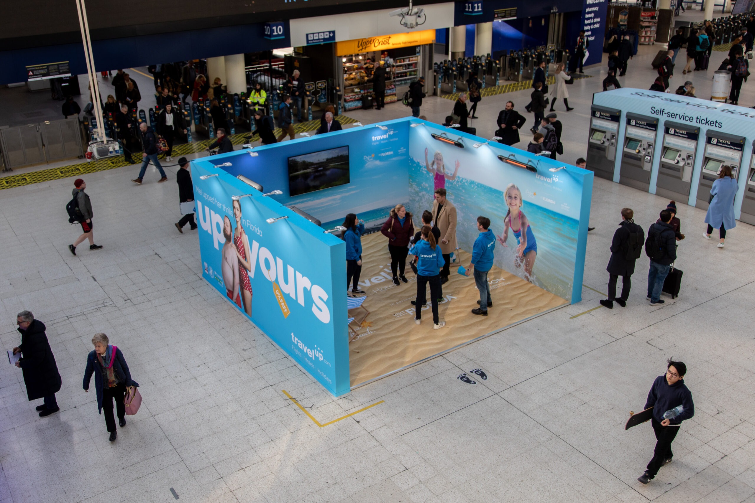 Travel Up, Florida Beach Pop-Up at London Waterloo