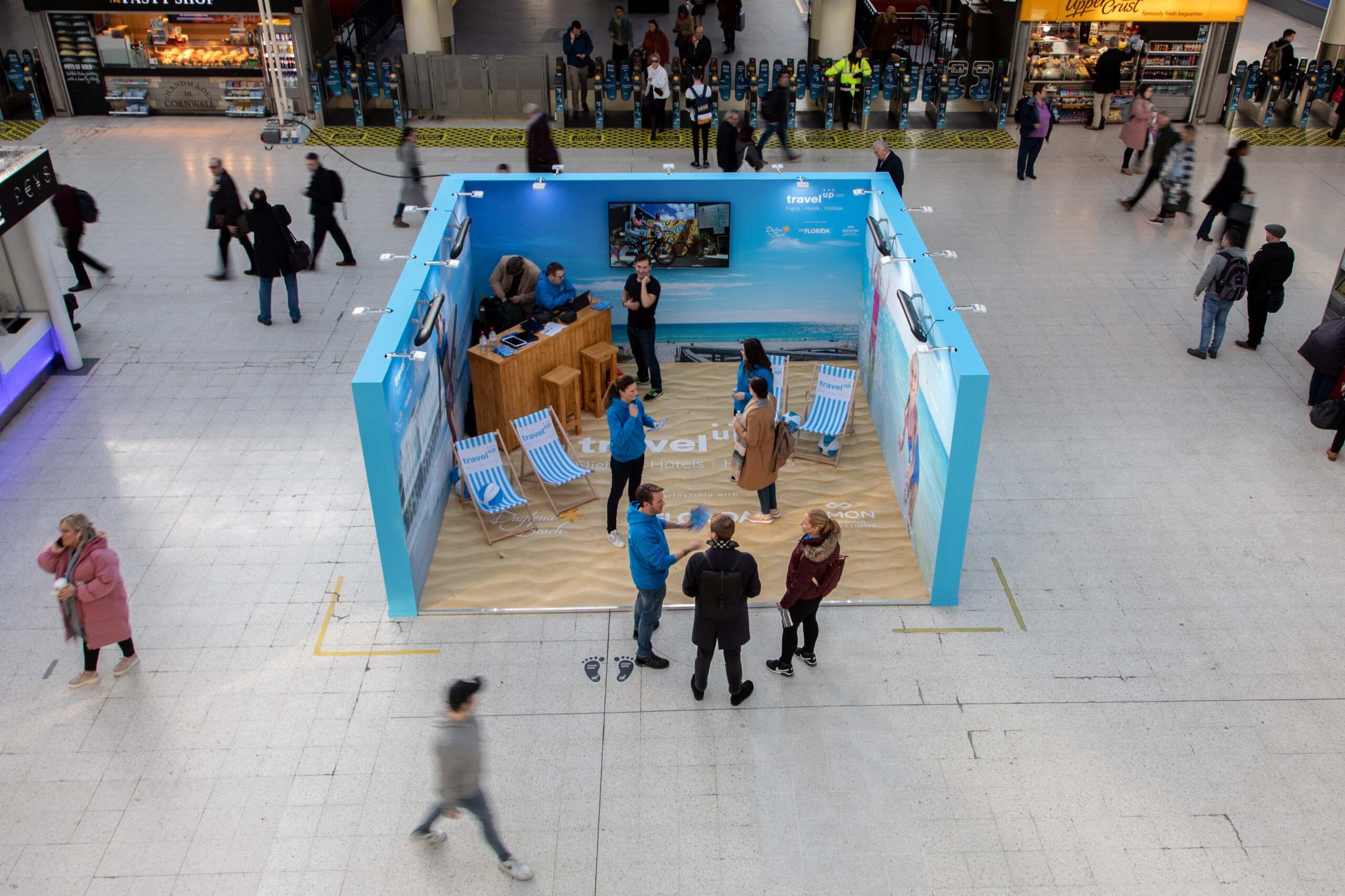 Travel Up, Florida Beach Pop-Up at London Waterloo